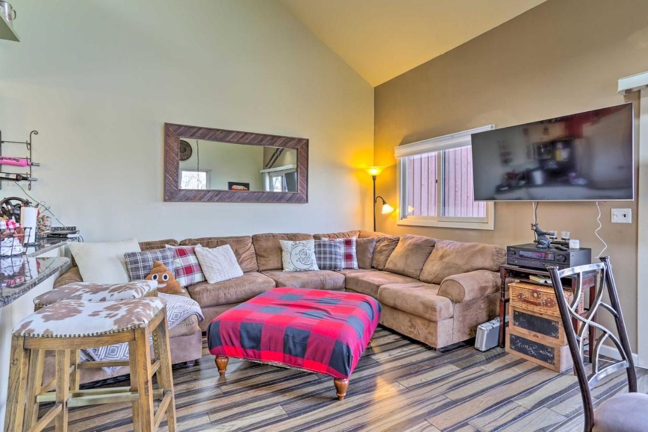 Mountain Creek Condo With Grill Walk To Lifts! Vernon Exterior photo